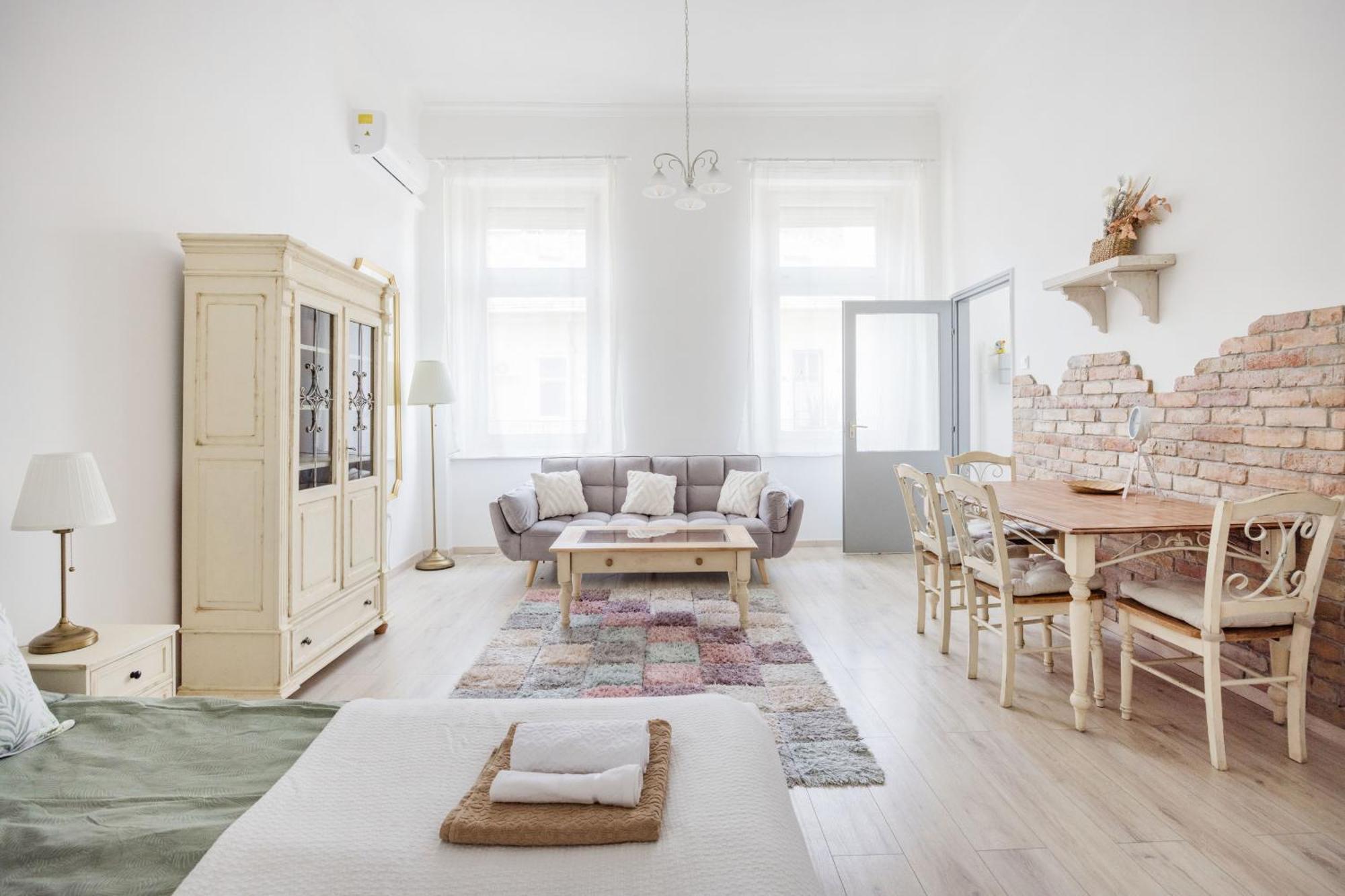 Apartament A Touch Of Provence And Pastels In The Centre *